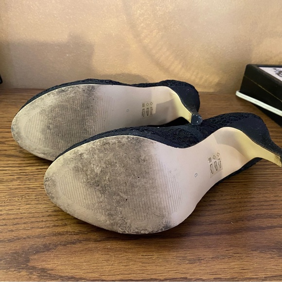 High Heels Size 9 - Call it Spring - Picture 5 of 5